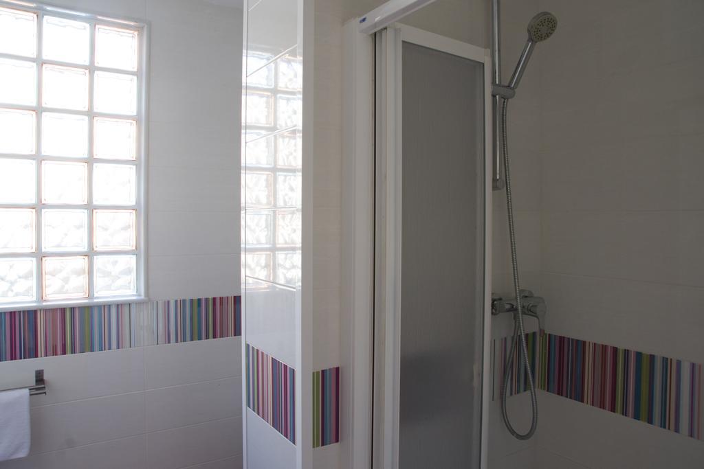 Barnapartments Basic Gracia Barcelona Exterior foto