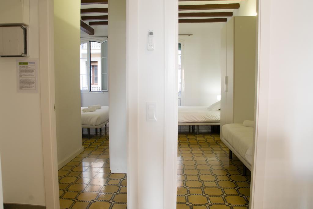Barnapartments Basic Gracia Barcelona Exterior foto
